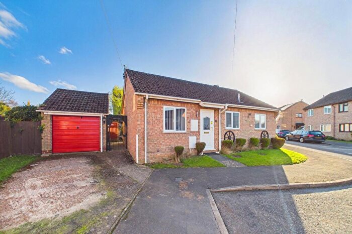 2 Bedroom Detached Bungalow For Sale In Ropes Walk, Blofield, Norwich, NR13