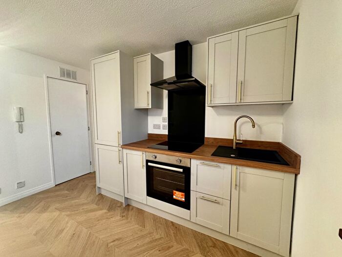 1 Bedroom Flat To Rent In Gairn Road, Aberdeen, AB10