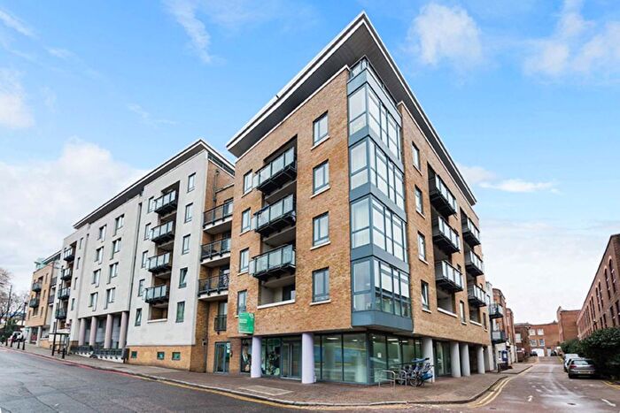 1 Bedroom Flat To Rent In Wapping Lane, Wapping, E1W