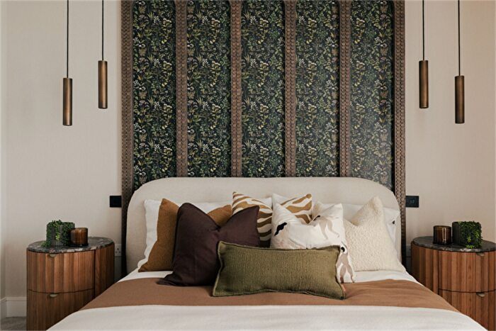 2 Bedroom Flat For Sale In The Redwood, Twelvetrees Park, London, E16