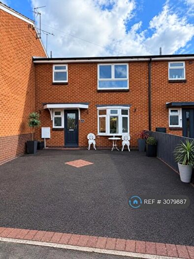 3 Bedroom Semi-Detached House To Rent In Connaught Court, Alfreton, DE55