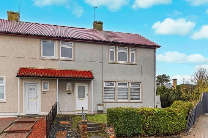 3 Bedroom Semi-Detached House For Sale In Pendreich Avenue, Bonnyrigg, EH19