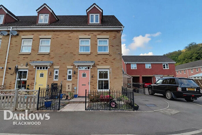 3 Bedroom End Of Terrace House For Sale In Coed Celynen Drive, Newport, NP11