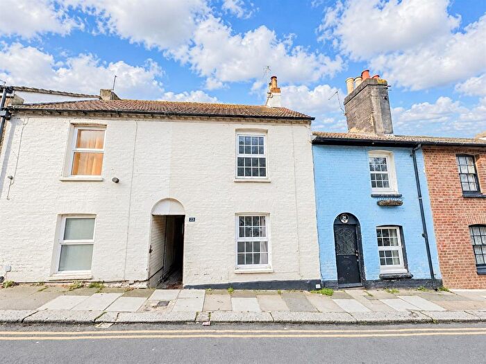 2 Bedroom Terraced House For Sale In Stonefield Road, Hastings, TN34
