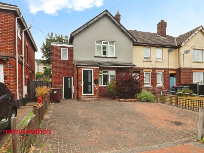 3 Bedroom Town House For Sale In Middle Avenue, Rawmarsh, Rotherham, S62