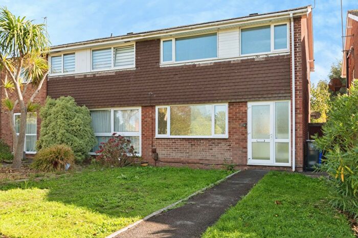 3 Bedroom Semi-Detached House For Sale In Scarf Road, Poole, BH17