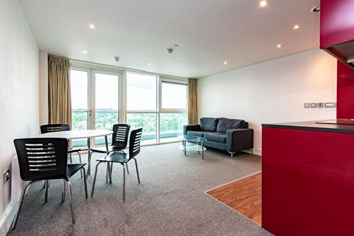 1 Bedroom Flat To Rent In Huntingdon Street, Nottingham, Nottinghamshire, NG1