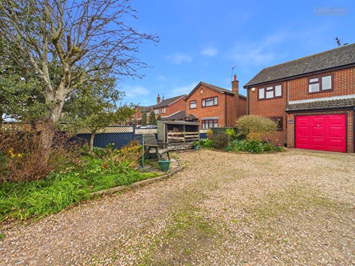 3 Bedroom Semi-Detached House For Sale In Joys Bank, Holbeach St. Johns, Holbeach, Spalding, PE12