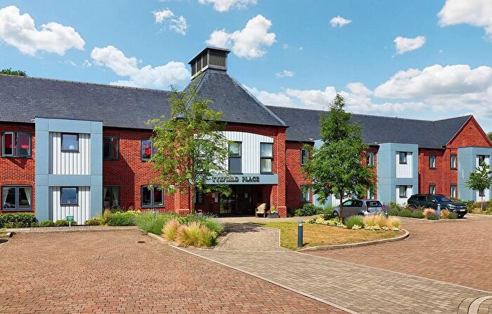1 Bedroom Flat For Sale In Tyefield Place, Hadleigh, IP7