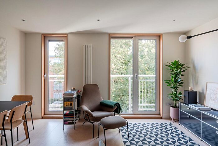 1 Bedroom Flat For Sale In Latitude Apartments Ii, London, N16