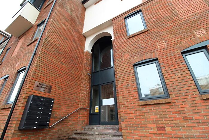 2 Bedroom Flat To Rent In Lower Southend Road, Wickford, SS11