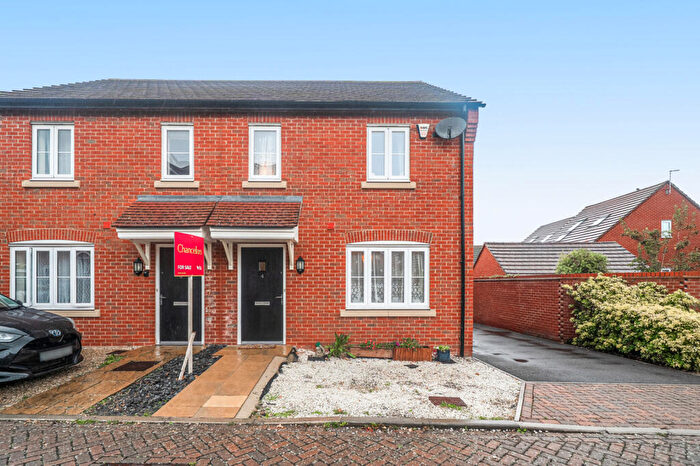 3 Bedroom Semi-Detached House For Sale In Felix Road, Didcot, Oxfordshire, OX11