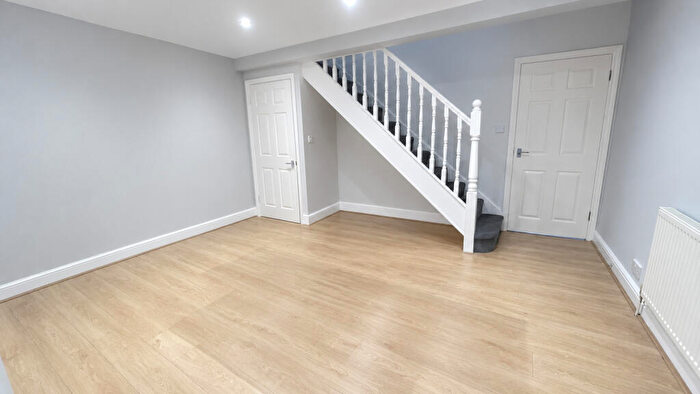 3 Bedroom End Of Terrace House To Rent In Singlewell Road, Gravesend, Kent, DA11