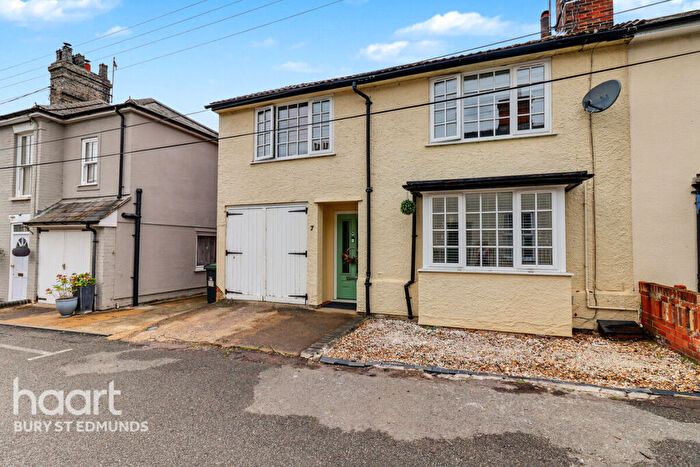 3 Bedroom Semi-Detached House For Sale In Childer Road, Stowmarket, IP14