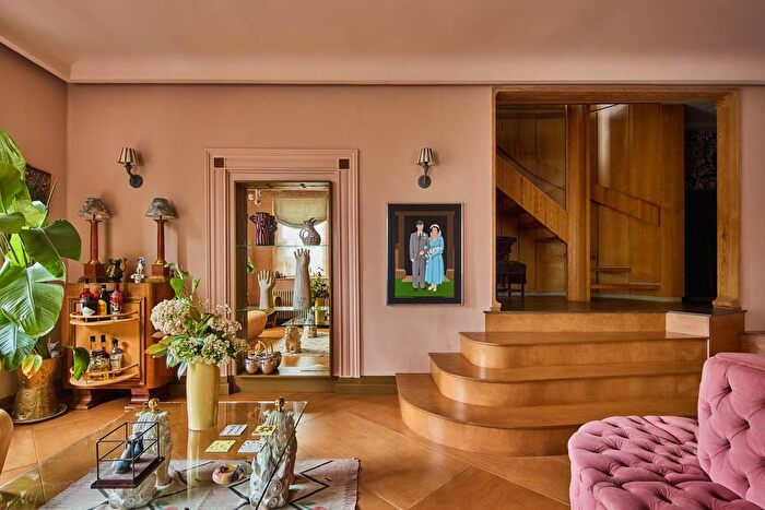 5 Bedroom End Of Terrace House For Sale In Henley-On-Thames, Oxfordshire, RG9