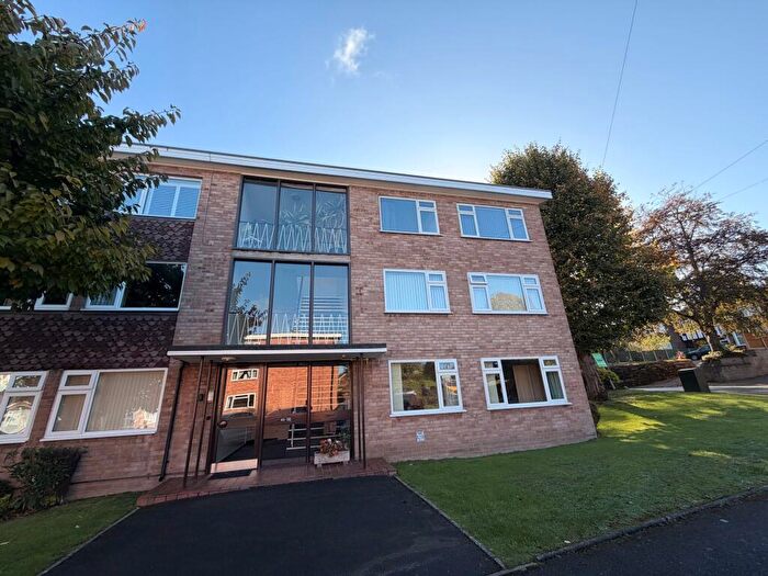 2 Bedroom Flat To Rent In Langwood Court, Birmingham, B36