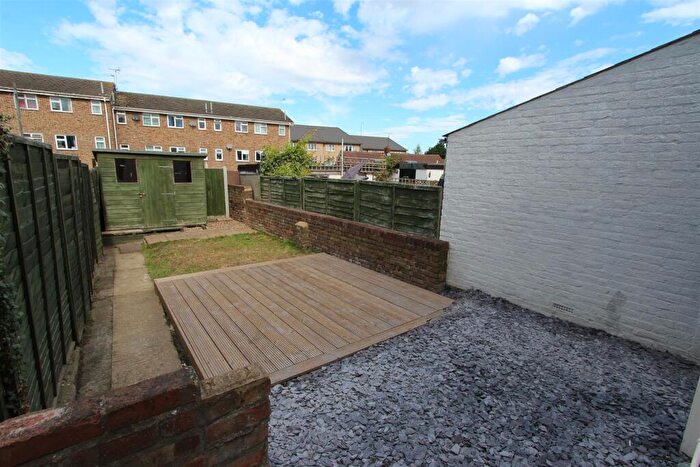 2 Bedroom End Of Terrace House To Rent In Charlotte Street, Sittingbourne, Kent, ME10
