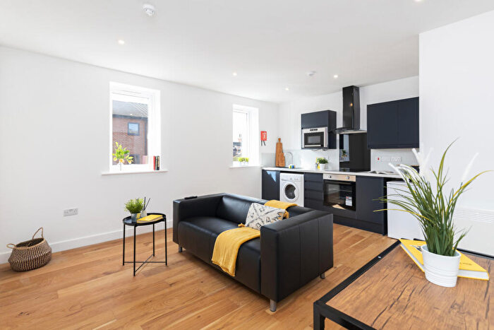 2 Bedroom House To Rent In Royal Park Road, Leeds, LS6