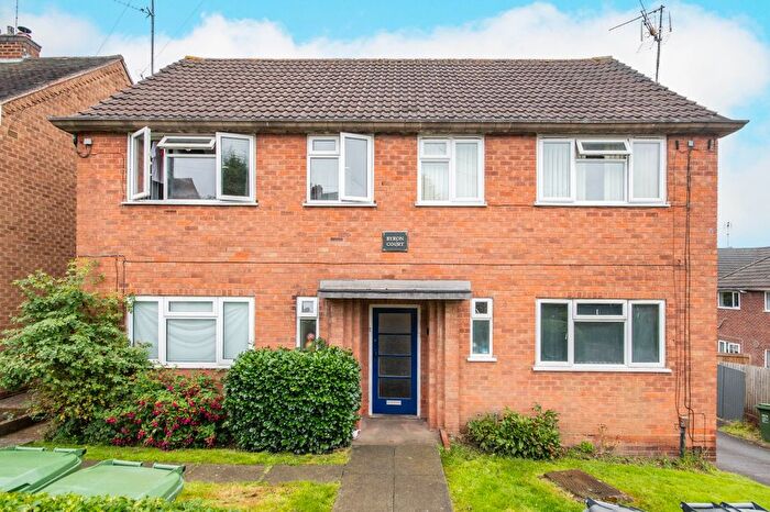 1 Bedroom Flat For Sale In Byron Road, Headless Cross, Redditch, Worcestershire, B97