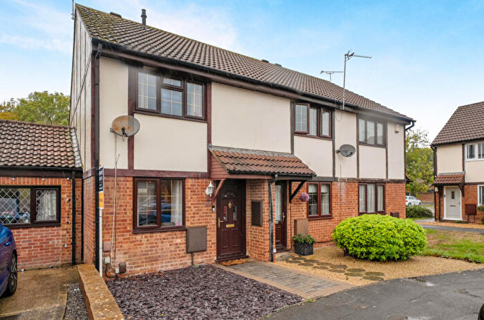 2 Bedroom Semi-Detached House For Sale In Magpie Lane, Covingham, Swindon, SN3