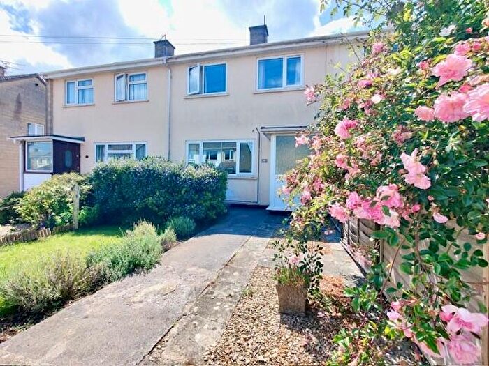 3 Bedroom House To Rent In Wynford Road, Frome, BA11