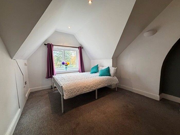 1 Bedroom Studio To Rent In Brantwood Road, Luton, LU1