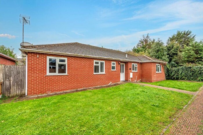 6 Bedroom Detached House For Sale In Ulcombe Gardens, Canterbury, CT2