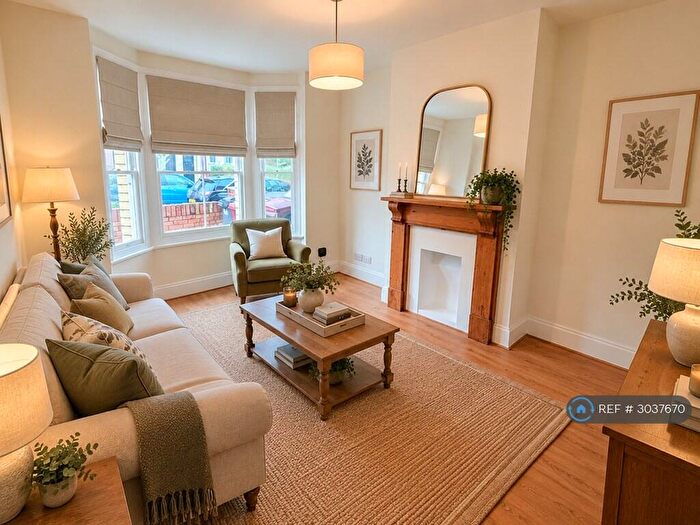 3 Bedroom Terraced House To Rent In Beecham Road, Reading, RG30