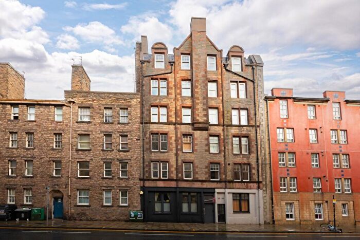1 Bedroom Flat For Sale In Buccleuch Street, Southside, Edinburgh, EH8