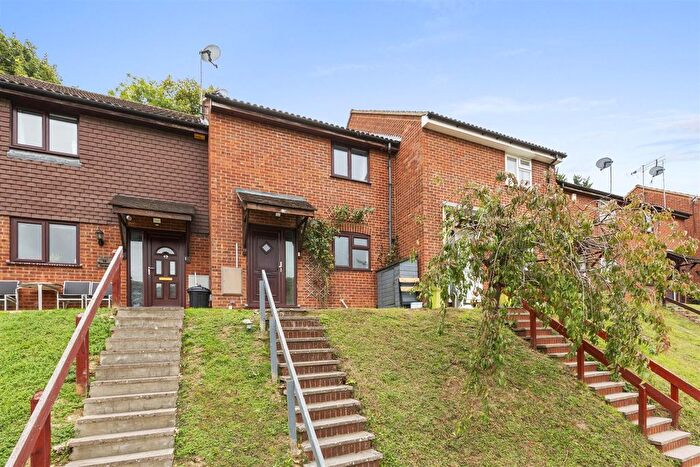 3 Bedroom Terraced House For Sale In Wychwood Gardens, High Wycombe, HP12