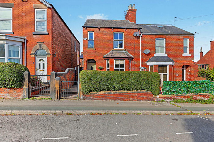 3 Bedroom Semi-Detached House For Sale In New Queen Street, Newbold, Chesterfield, S41
