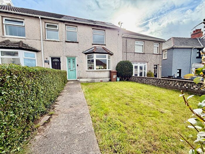 2 Bedroom Terraced House For Sale In Markham Crescent, Oakdale, NP12
