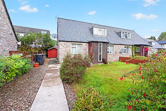 3 Bedroom Semi-Detached House For Sale In Ballechroisk Terrace, Killin, FK21