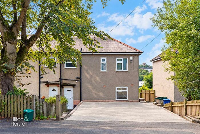 3 Bedroom Semi-Detached House For Sale In Keighley Avenue, Colne, BB8
