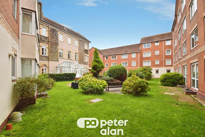 1 Bedroom Retirement Property For Sale In St. Helens Road, Swansea, SA1