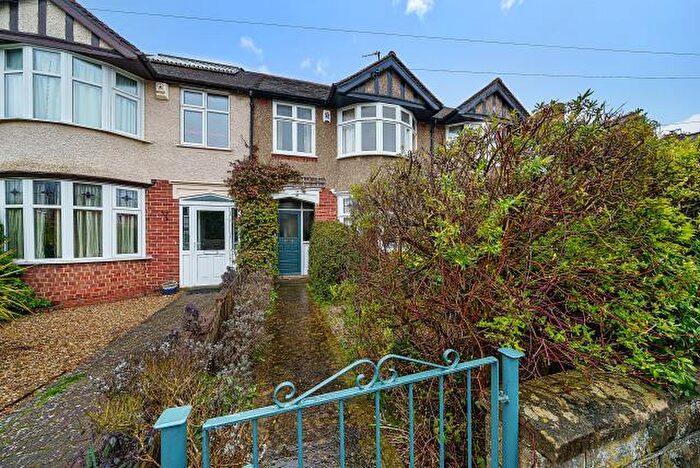 3 Bedroom Terraced House For Sale In Annesley Road, Oxford, OX4