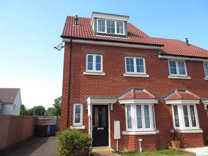 4 Bedroom Town House To Rent In Jasmine Road, Red Lodge, IP28