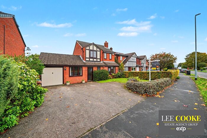 3 Bedroom Detached House For Sale In Darnford Lane, Boley Park, Lichfield, WS14