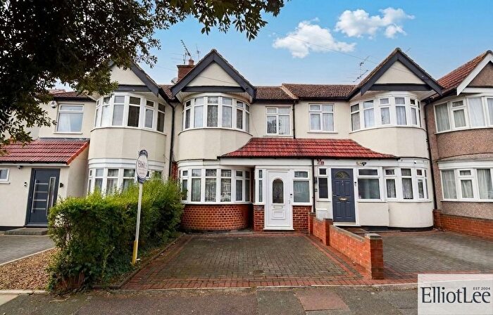 3 Bedroom Terraced House For Sale In Kings Road, Harrow, HA2