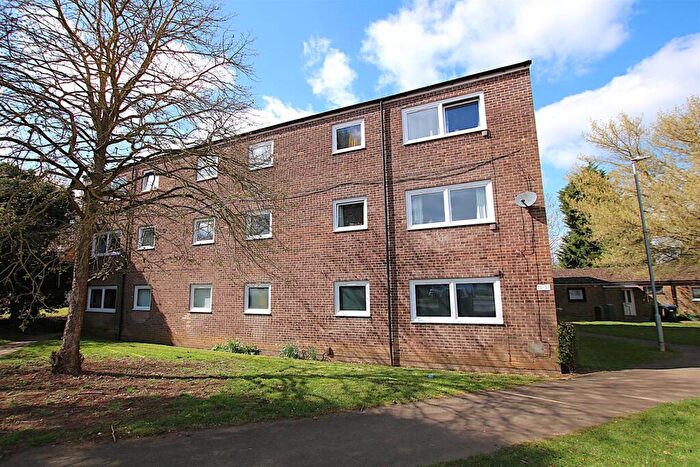 2 Bedroom Flat To Rent In Camborne Close, Delapre, Northampton, NN4