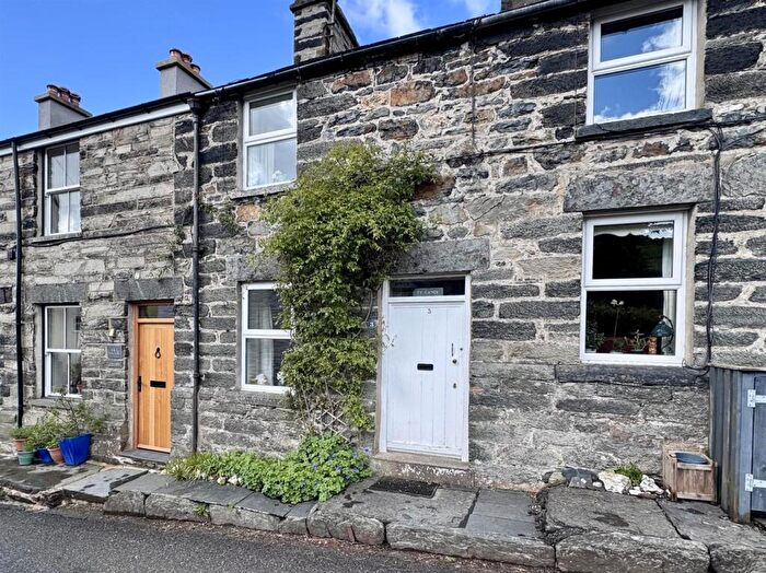 2 Bedroom Terraced House For Sale In Capel Garmon, Llanrwst, LL26