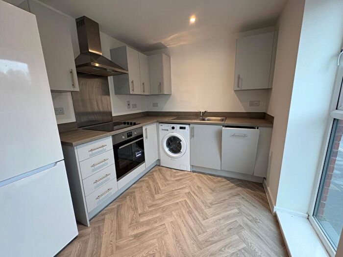 2 Bedroom Apartment To Rent In Skybridge Close, Coventry, CV6