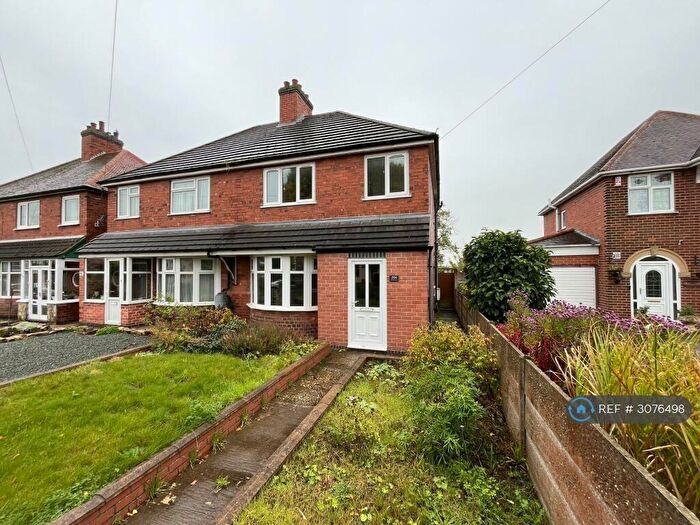 3 Bedroom Semi-Detached House To Rent In Stanton Road, Burton-On-Trent, DE15