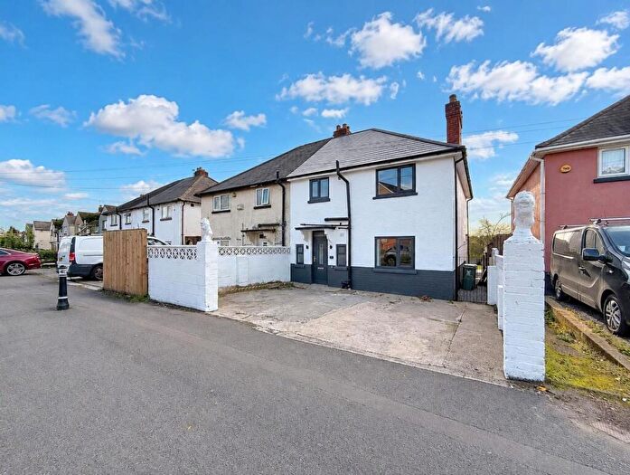 3 Bedroom Semi-Detached House For Sale In North Road, Cardiff, CF14