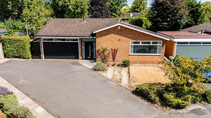 3 Bedroom Bungalow For Sale In Gorway Gardens, Walsall, WS1
