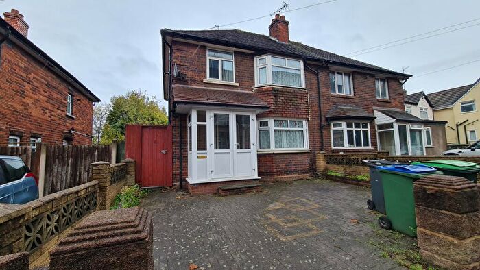 3 Bedroom Semi-Detached House To Rent In Horseley Road, Tipton, Sandwell, DY4