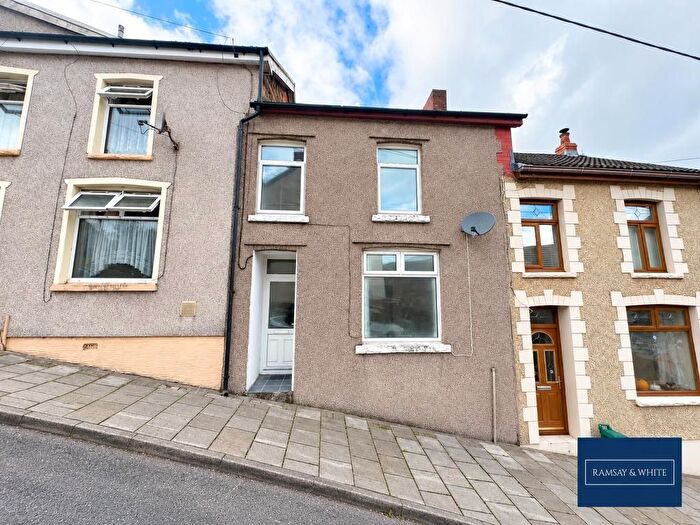 3 Bedroom Terraced House To Rent In Halswell Street, Mountain Ash, Abercynon, CF45