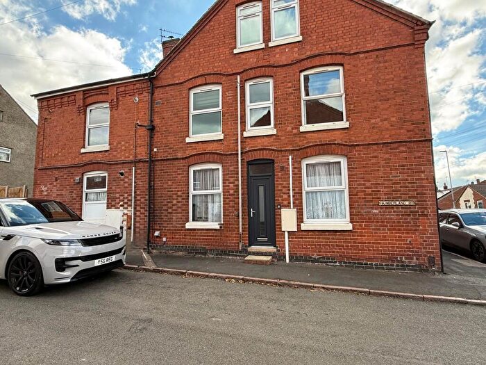 3 Bedroom Flat To Rent In Cumberland Road, Ellistown, LE67