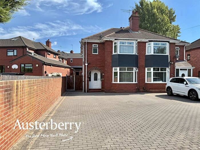 3 Bedroom Semi-Detached House For Sale In Lightwood Road, Stoke-On-Trent, ST3