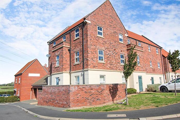 2 Bedroom Flat For Sale In Nina Carroll Way, Kettering, NN15